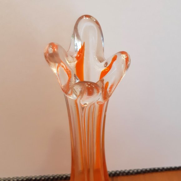 Vintage 4 Finger Orange Swung Vase - Beautiful! - Picture 5 of 13